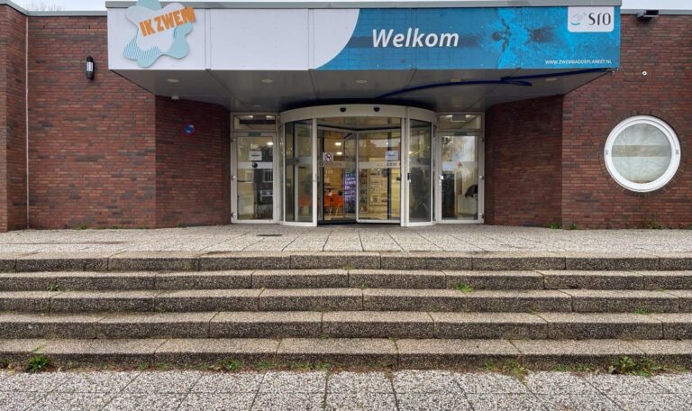 Zwembad de planeet